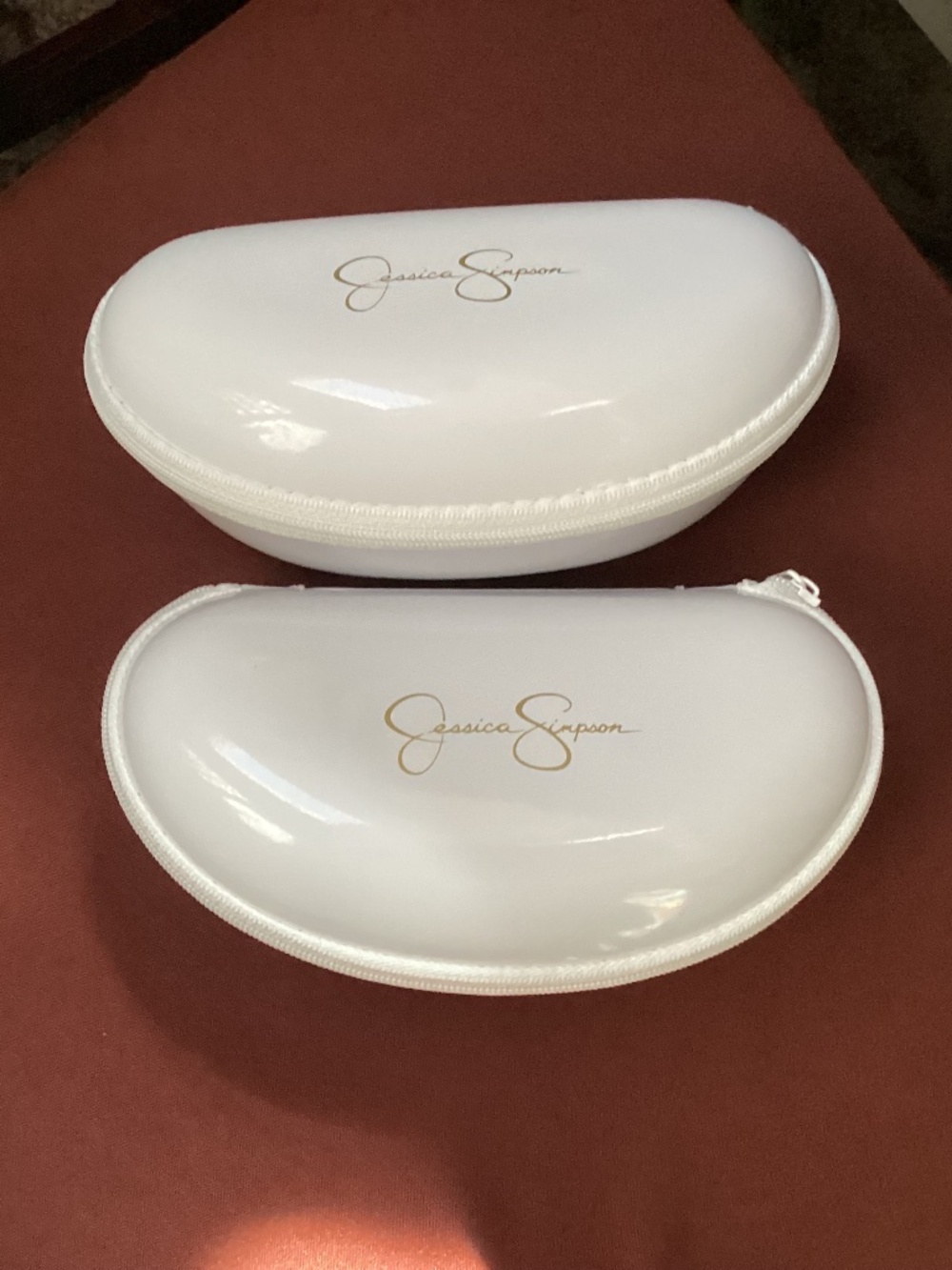 Jessica Simpson White Sunglasses Hard Case Bundle